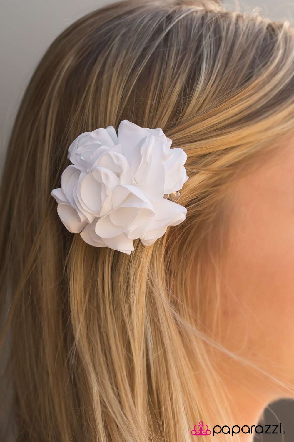 small white flower hair accessories