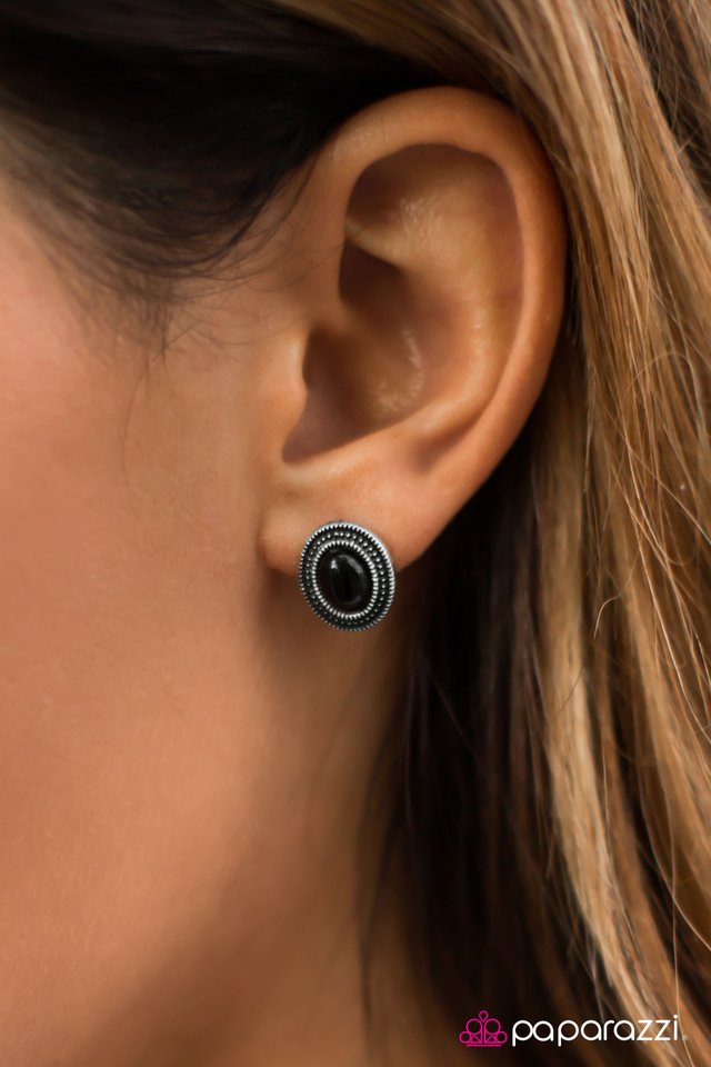 Paparazzi Accessories Carefree Cavalier Black Earring