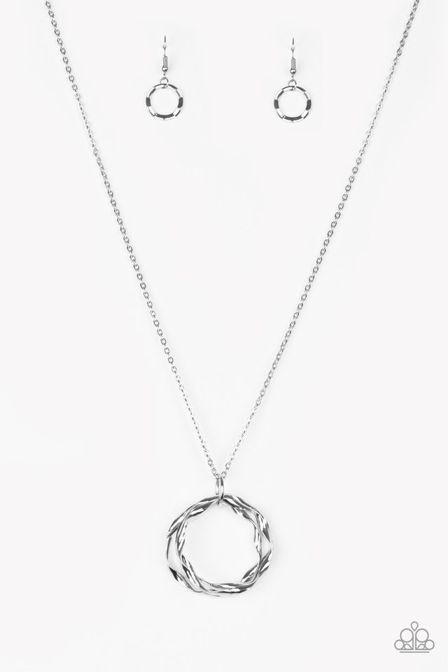 Millennial Minimalist - Silver - Paparazzi Necklace Image