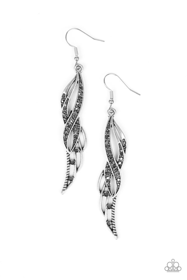 Paparazzi Accessories Let Down Your Wings Silver Paparazzi Accessories Let Down Your Wings Silver