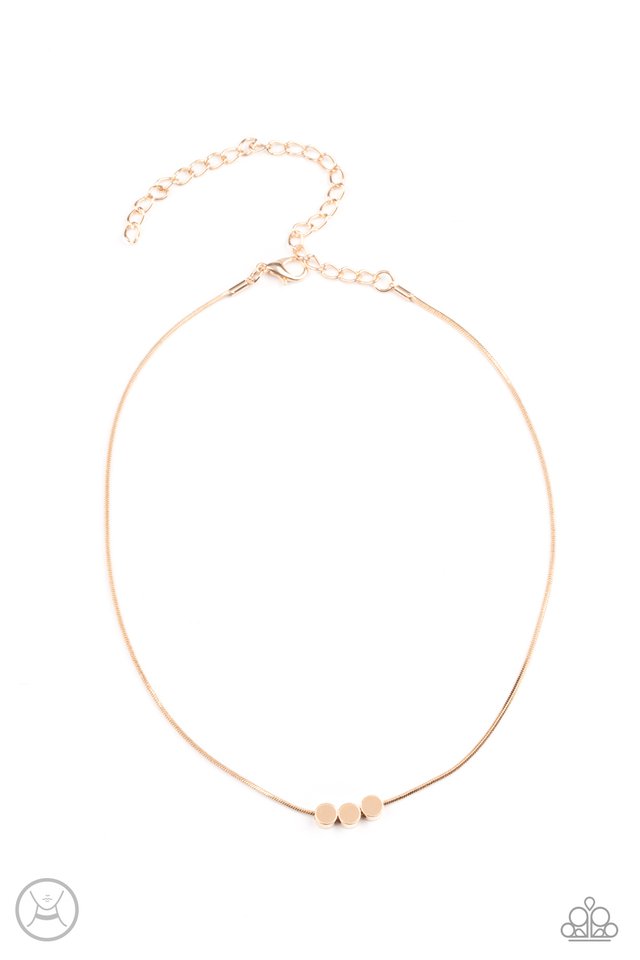 Dynamically Dainty - Gold - Paparazzi Necklace Image