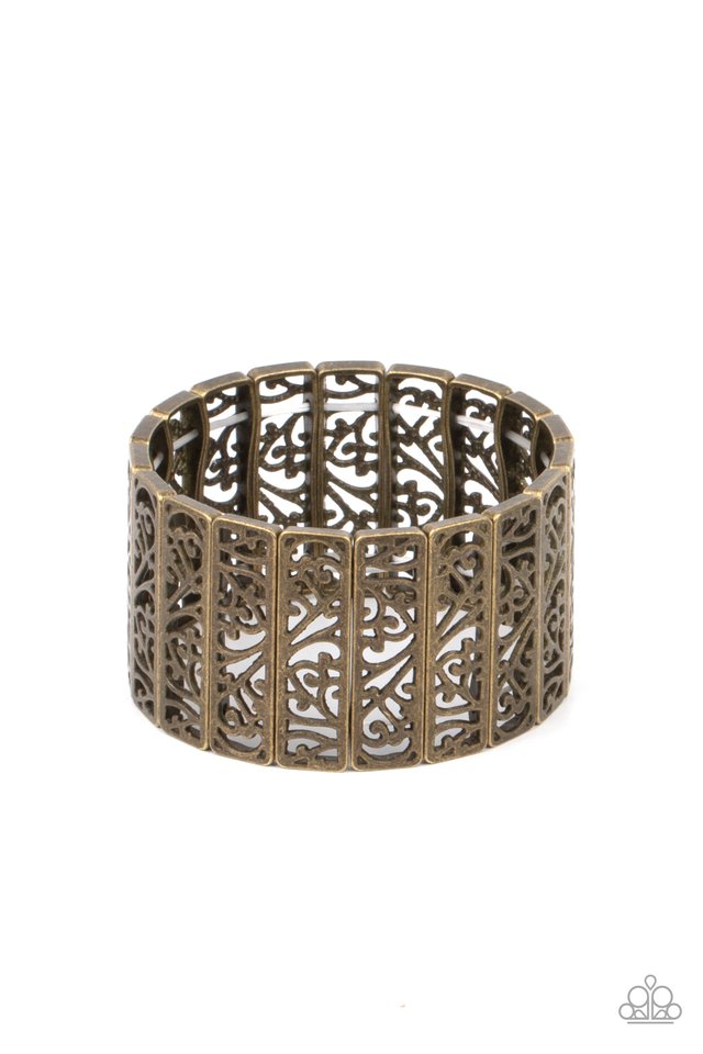 Ornate Orchards - Brass - Paparazzi Bracelet Image