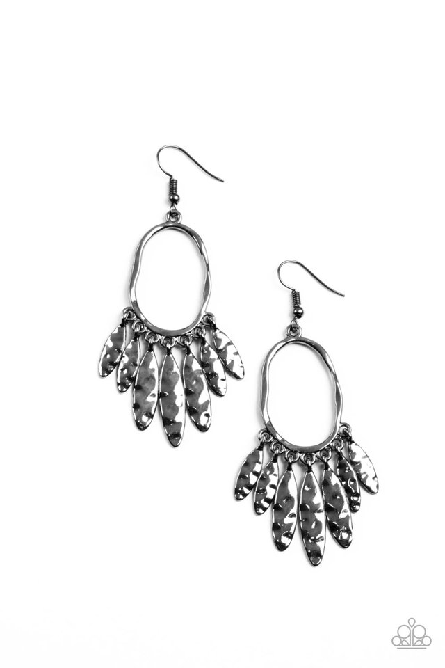 ​Artisan Aria - Black - Paparazzi Earring Image