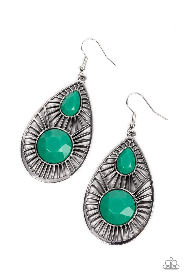 Prima Donna Diva - Green - Paparazzi Earring Image