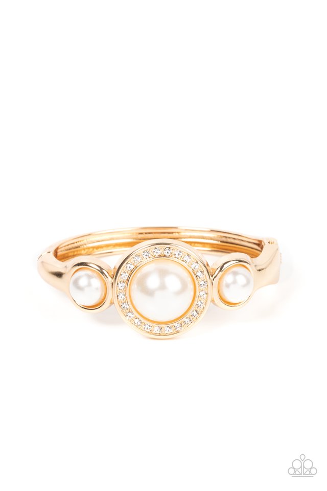 Debutante Daydream - Gold - Paparazzi Bracelet Image