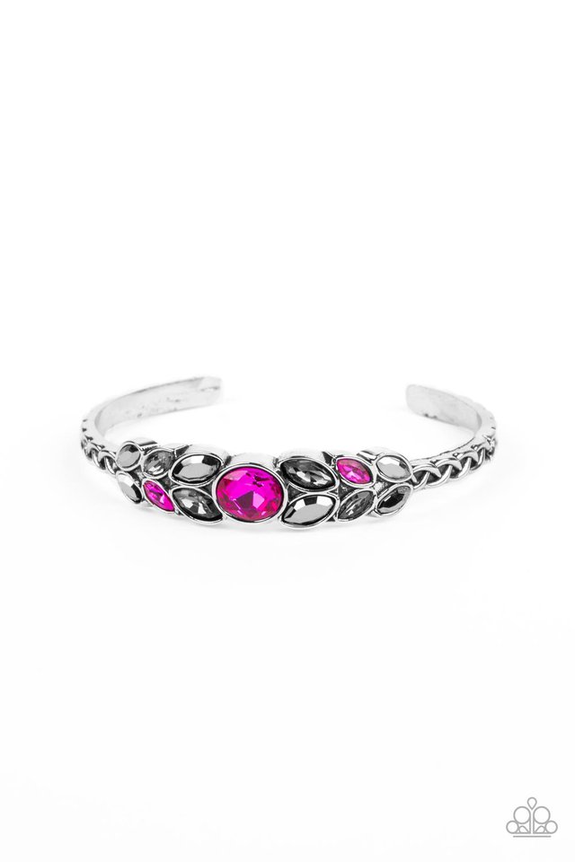 Vogue Vineyard - Pink - Paparazzi Bracelet Image
