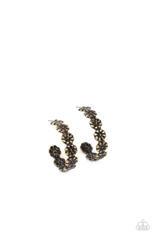 Floral Fad - Brass - Paparazzi Earring Image