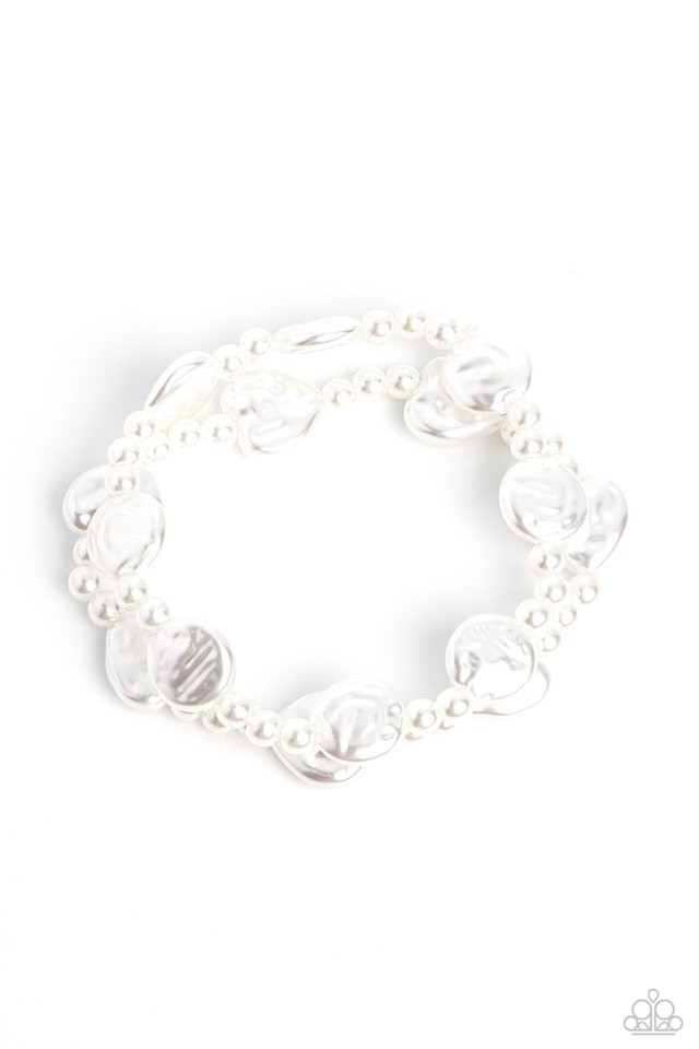 Good Time PEARL - White - Paparazzi Bracelet Image